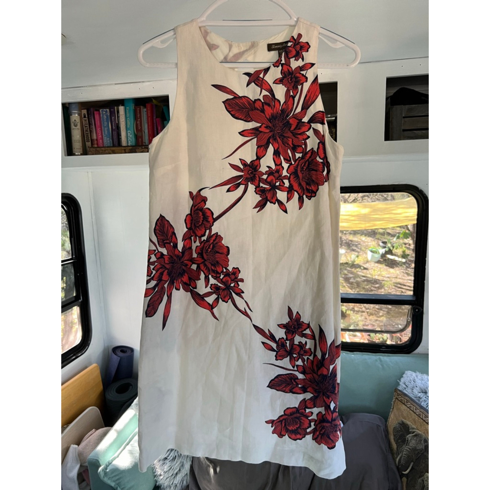 Women's Tommy Bahama XS White with Red Floral Linen Shift Dress